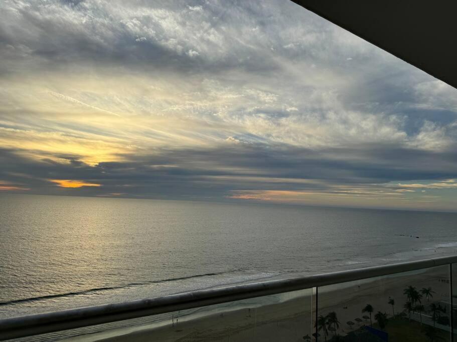 Departamento De Lujo Vista Al Mar Piso 15 Apartment Mazatlan Ngoại thất bức ảnh
